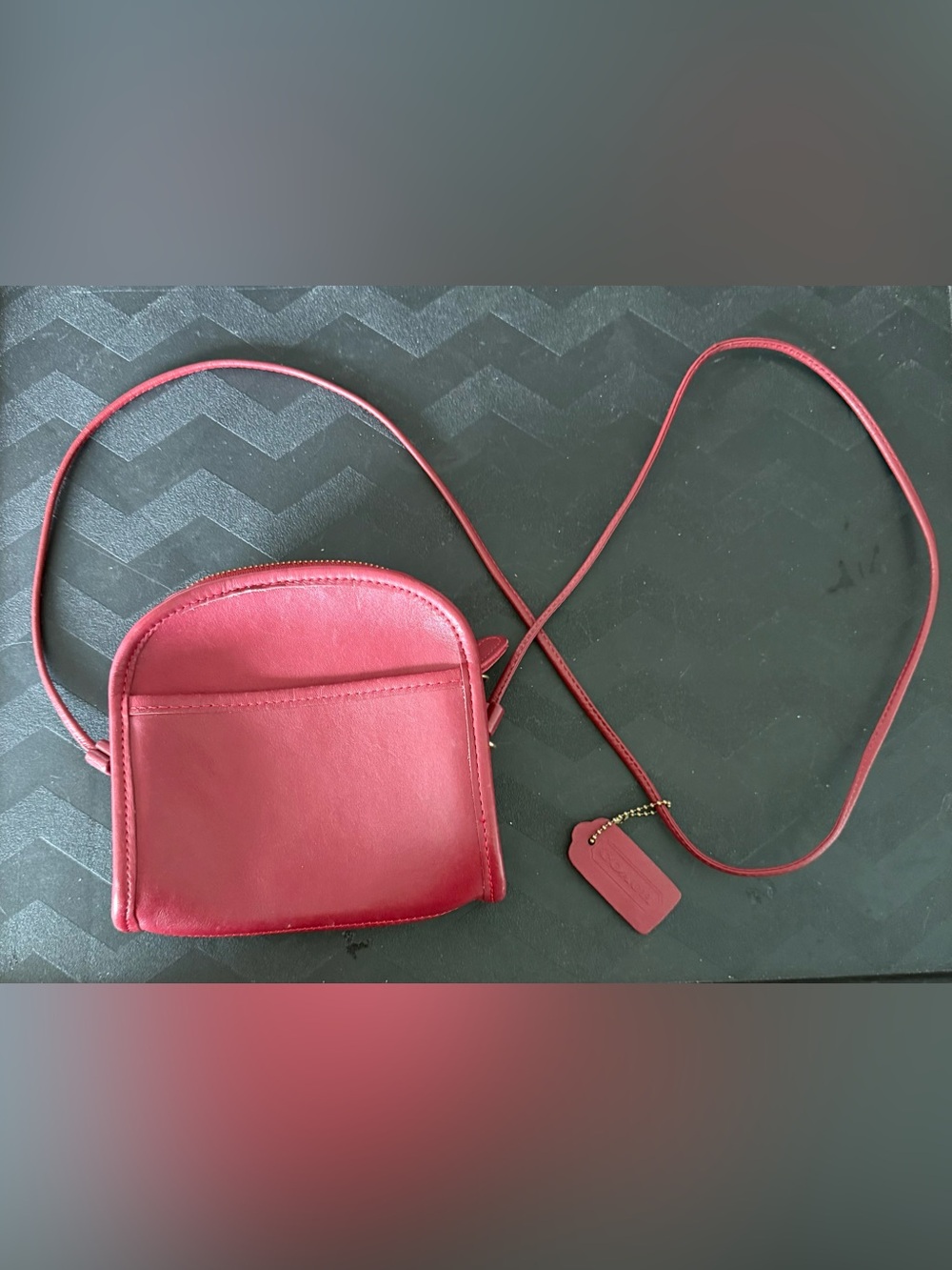 VINTAGE 90'S Coach Small Red Leather Crossbody with Hang Tag